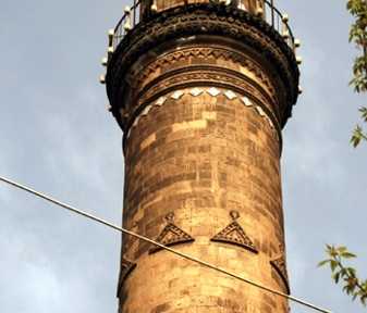 Bitlis'in simgesi beş minareden biri kayıp