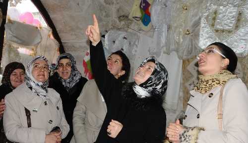 Sivas'ta Fakir öğrenciler için kermes açıldı
